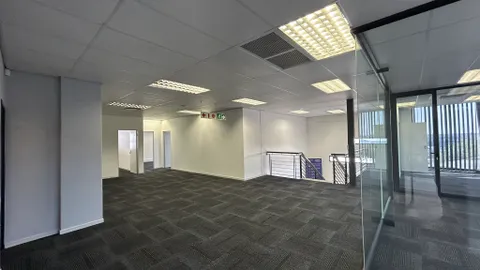 21 Oshbro Avenue, Samrand, Centruion (32).